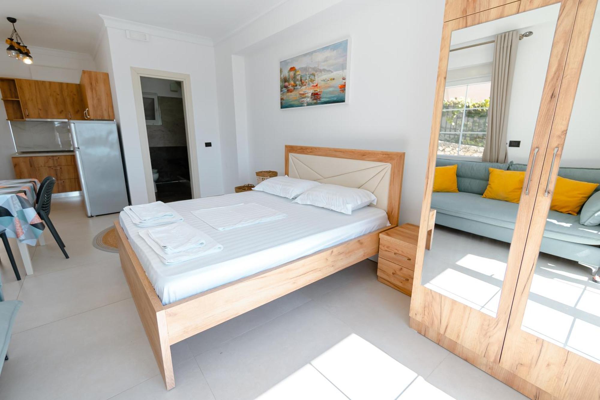 Kotarja Apartments Dhermi Exterior photo